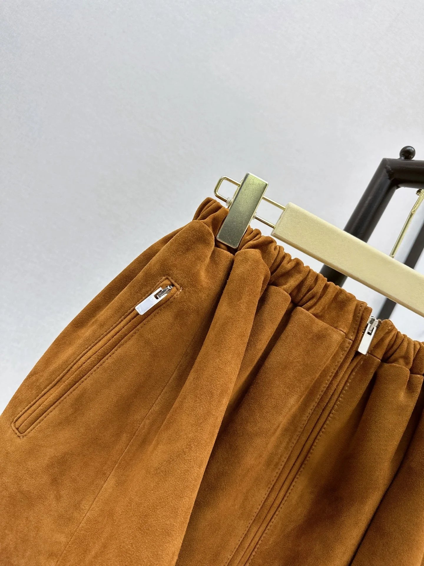 Women's Leather Mini Skirt with Elastic Waist Zipper Solid Color Fashionable Elegant Autumn Winter Style 26702134